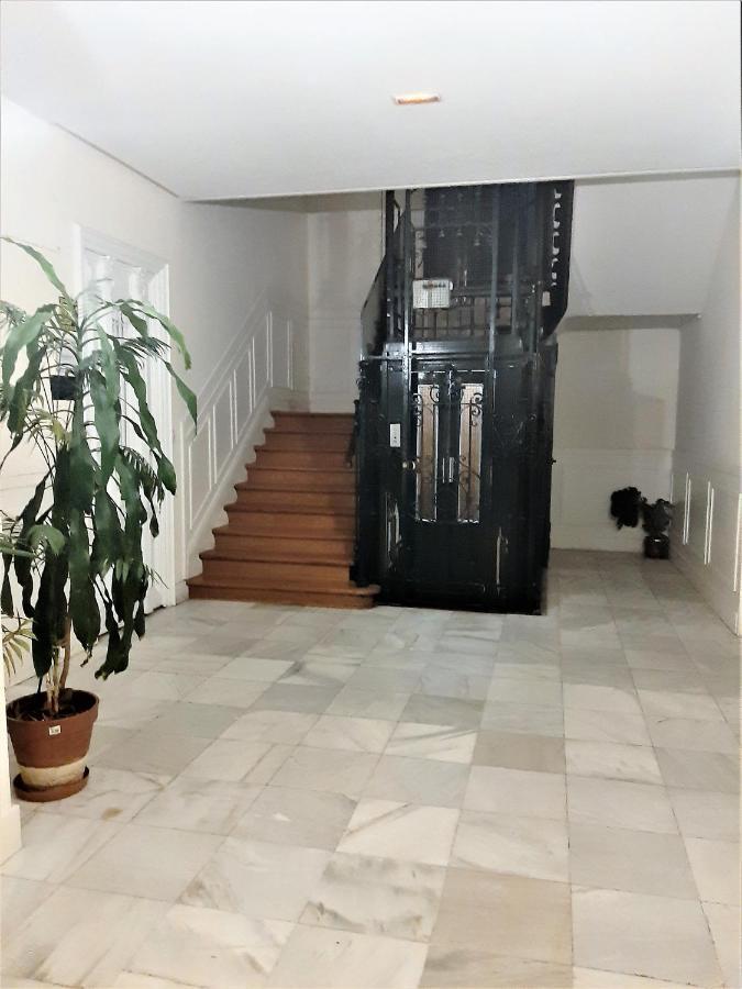 Hostal Dulcinea Madrid Buitenkant foto
