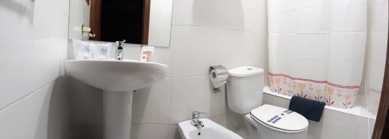 Hostal Dulcinea Madrid Buitenkant foto