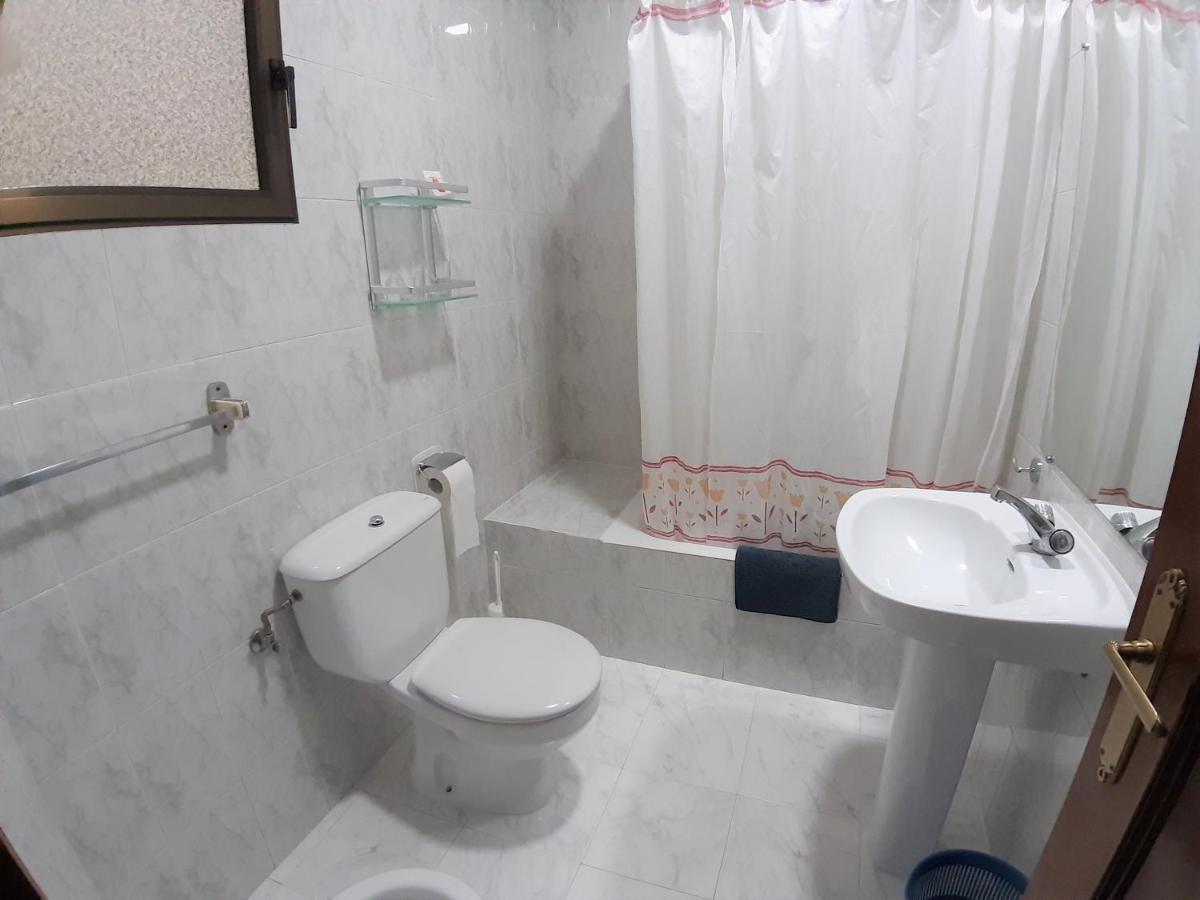 Hostal Dulcinea Madrid Buitenkant foto